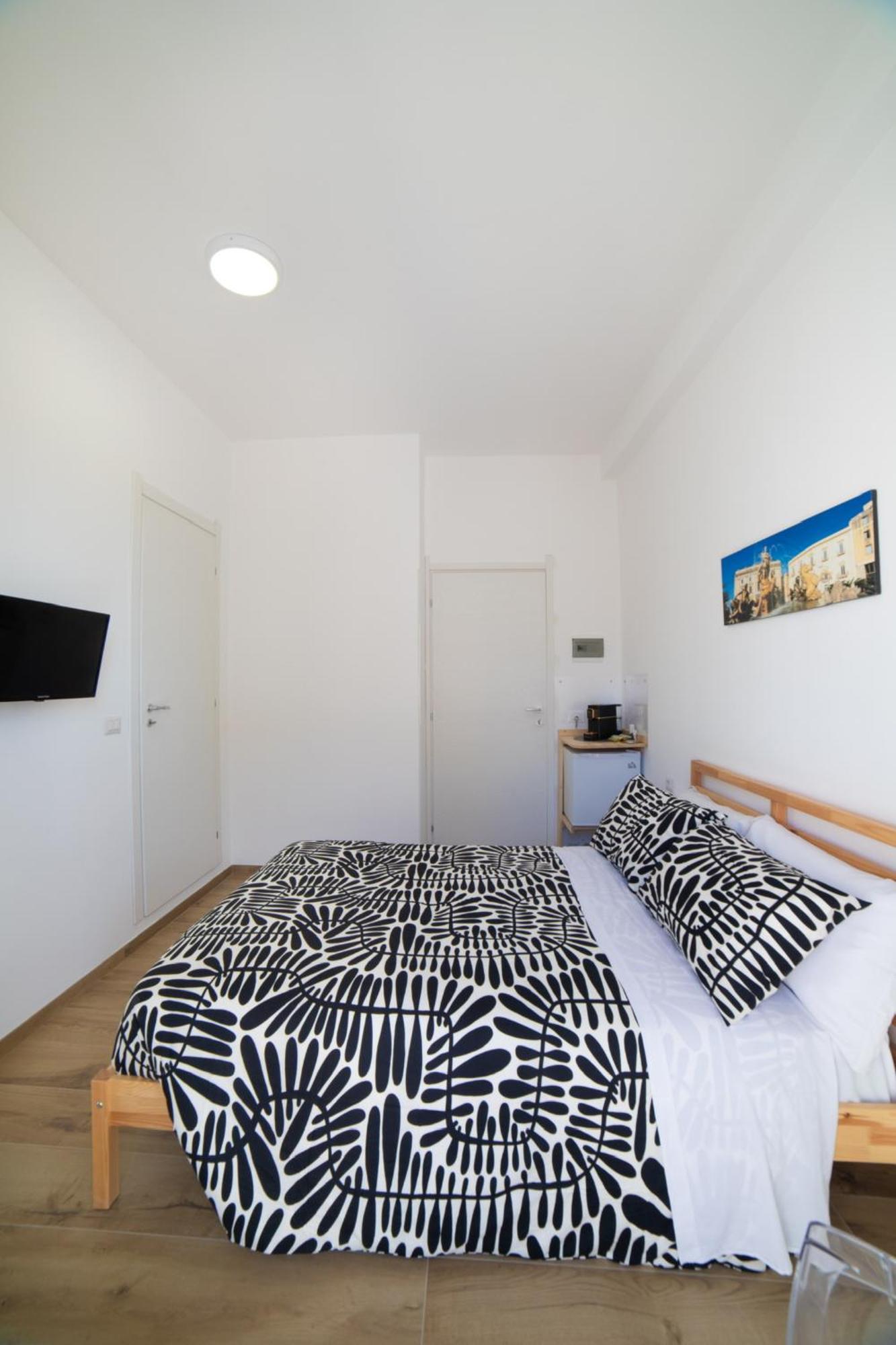 Residence Le Tre Piazze Сиракузы Экстерьер фото