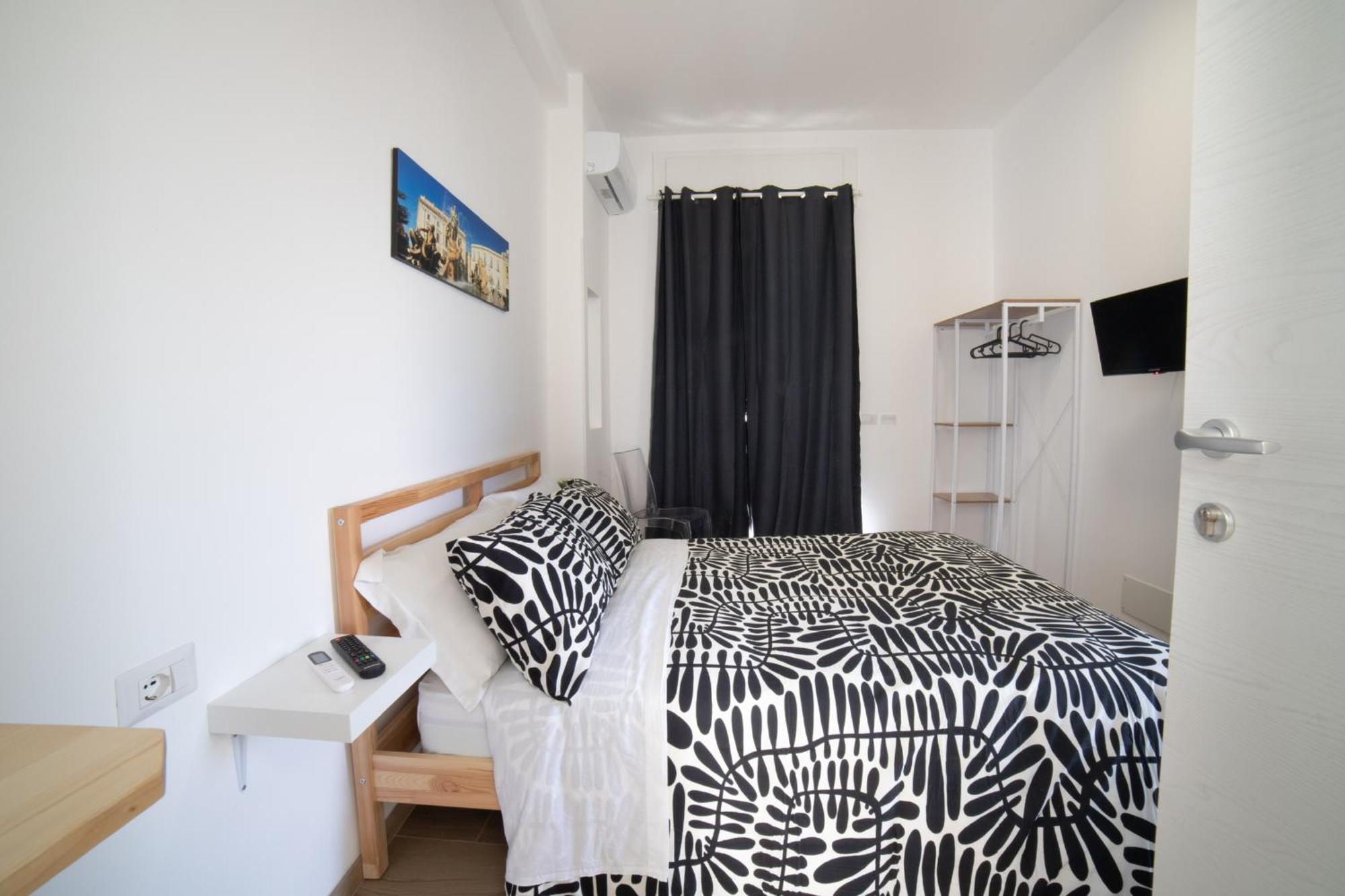 Residence Le Tre Piazze Сиракузы Экстерьер фото
